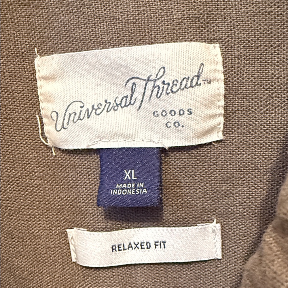 Universal Thread Olive Green Button-Up Shirt - image 2